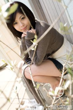 泥鳅钻进了女的币币里