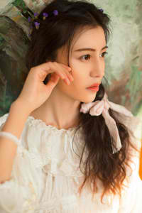 小妖精跪趴灌满书包网