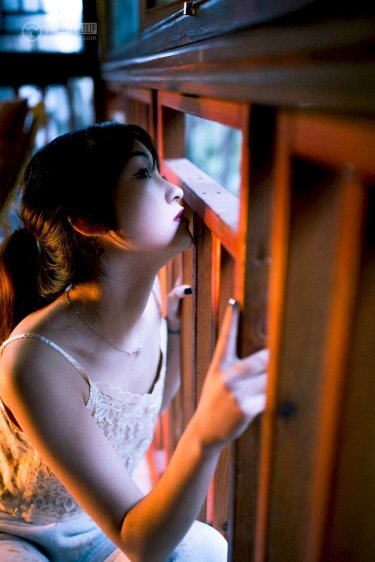 如何找到接活妹子